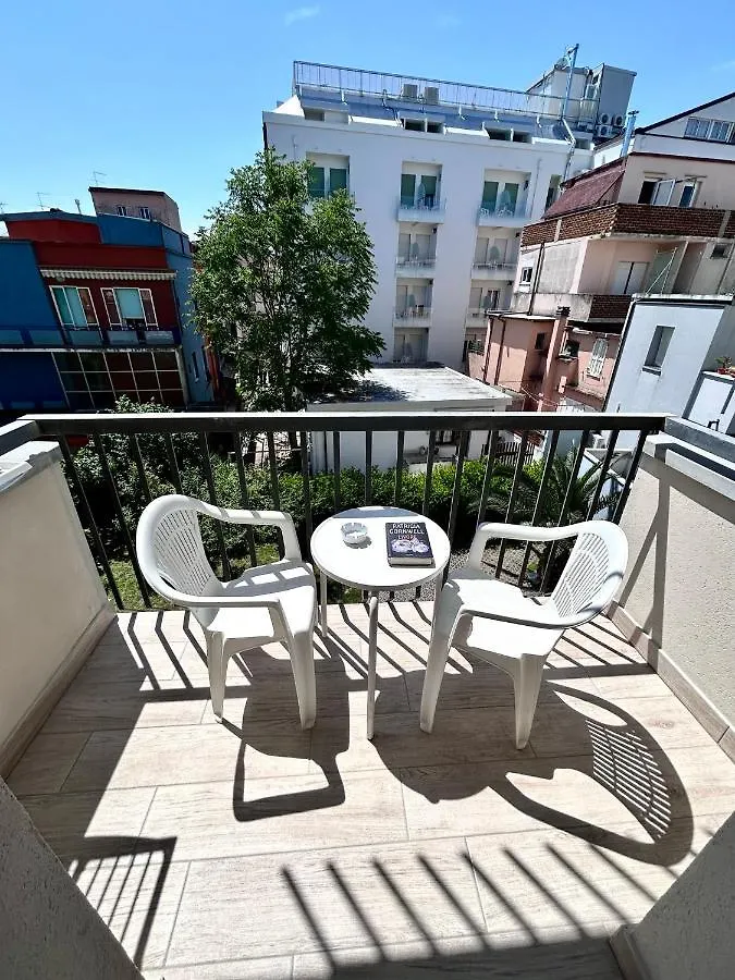 B&B Moresco Cattolica 3*,