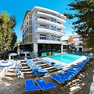 Hotel Queen Mary, Cattolica